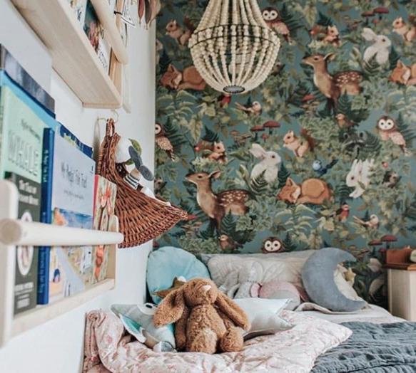 Animals Wallpaper: Light Colors, Children's Room Wallpaper