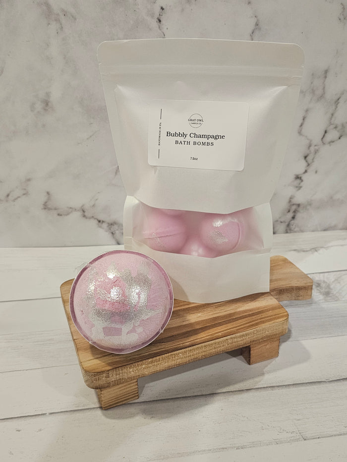 Bubbly Champagne Bath Bomb