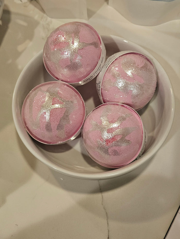 Bubbly Champagne Bath Bomb