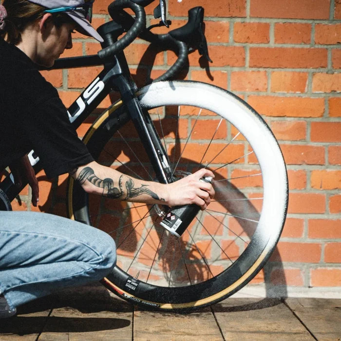 DYNAMIC DIRT DESTROY – Bike & Gear Foam Cleaner
