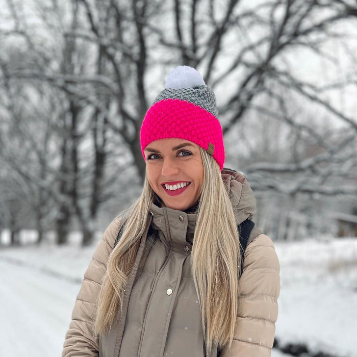 ELEVEN SPORTSWEAR Knitted beanie MAD pink/white