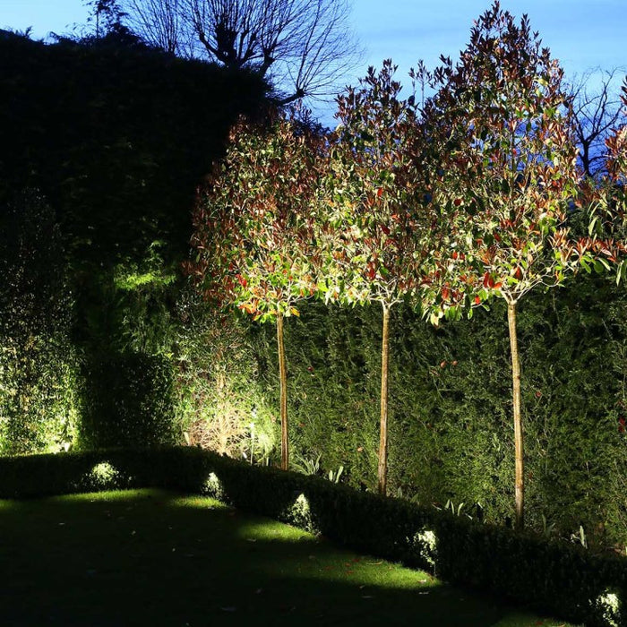 Outdoor Spotlight X18