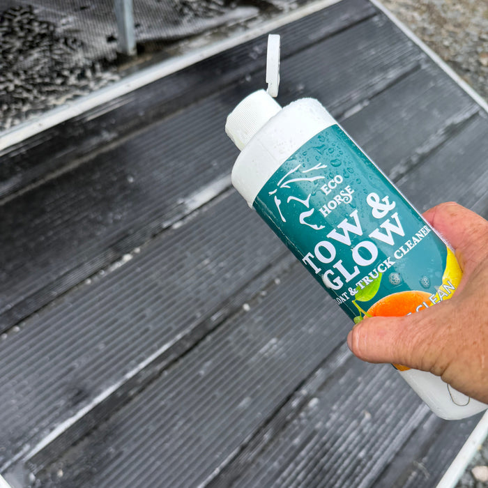 Tow & Glow Float & Truck Cleaner
